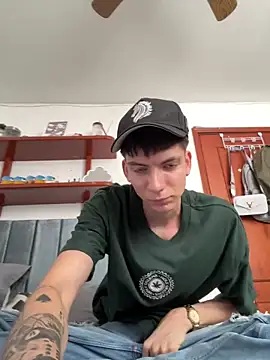 Snapshot of Luck__090 chatting on 09/15/25, 07:36 Luck 090 online show from 09/15/25, 07:36