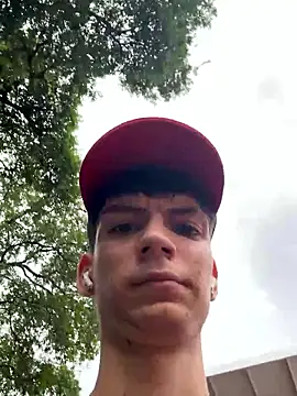 Snapshot of Luck__090 chatting on 09/29/25, 08:46 Luck 090 online show from 09/29/25, 08:46