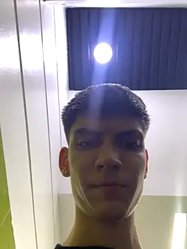 Snapshot of Luck__090 chatting on 10/05/25, 02:54 Luck 090 online show from 10/05/25, 02:54