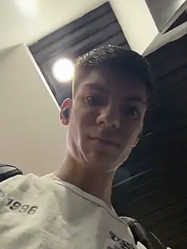 Snapshot of Luck__090 chatting on 10/06/25, 01:14 Luck 090 online show from 10/06/25, 01:14