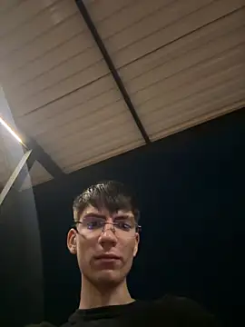 Snapshot of Luck__090 chatting on 03/03/26, 03:12 Luck 090 online show from 03/03/26, 03:12