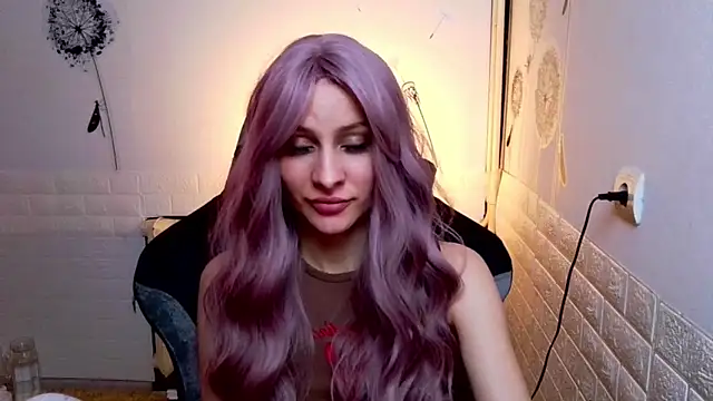 Snapshot of girlfriend_night17 chatting on 02/18/26, 10:22 girlfriend night17 online show from 02/18/26, 10:22