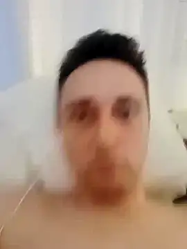 Snapshot of dani878879 chatting on 09/28/25, 10:42 dani878879 online show from 09/28/25, 10:42