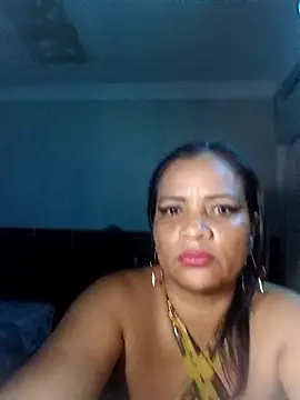 Snapshot of gatubela_69 chatting on 09/27/25, 07:02 gatubela 69 online show from 09/27/25, 07:02