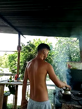 Snapshot of AlphaAlterX chatting on 09/13/25, 03:23 AlphaAlterX online show from 09/13/25, 03:23