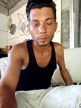 Snapshot of AlphaAlterX chatting on 09/25/25, 07:28 AlphaAlterX online show from 09/25/25, 07:28