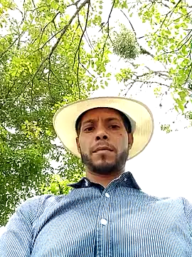 Snapshot of AlphaAlterX chatting on 10/07/25, 06:05 AlphaAlterX online show from 10/07/25, 06:05