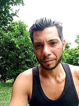 Snapshot of AlphaAlterX chatting on 10/10/25, 02:38 AlphaAlterX online show from 10/10/25, 02:38