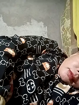 ningchun20 online show from 11/05/25, 09:48