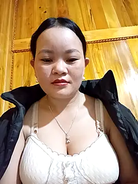 ctm-cute online show from 11/04/25, 05:56