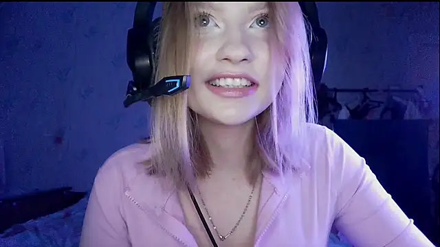 Snapshot of pr_In_cess_ chatting on 09/21/25, 08:21 pr In cess  online show from 09/21/25, 08:21