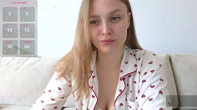 Snapshot of Hot_Lili1 chatting on 09/15/25, 03:06 Hot Lili1 online show from 09/15/25, 03:06