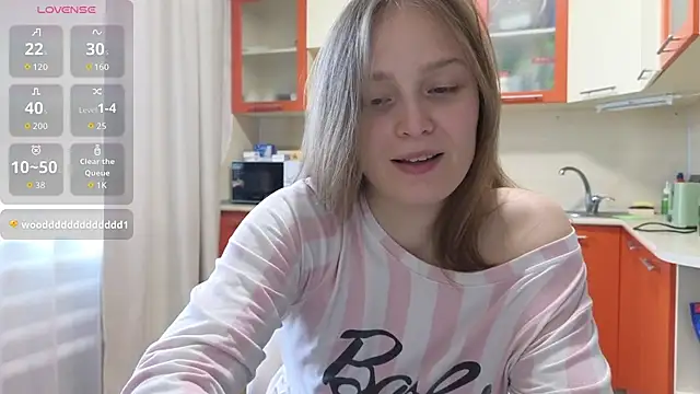 Snapshot of Hot_Lili1 chatting on 10/02/25, 04:08 Hot Lili1 online show from 10/02/25, 04:08