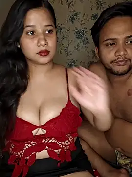 Snapshot of priyaverma00 chatting on 04/26/26, 05:54 priyaverma00 online show from 04/26/26, 05:54
