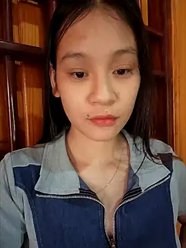 ChiecumBae online show from 09/16/25, 01:39