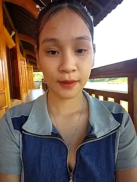 ChiecumBae online show from 09/19/25, 01:29