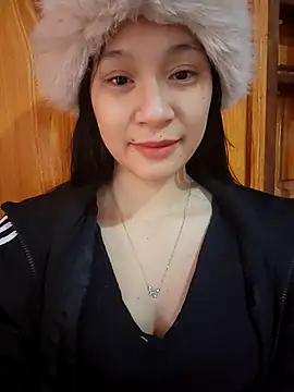 ChiecumBae online show from 11/26/25, 02:01