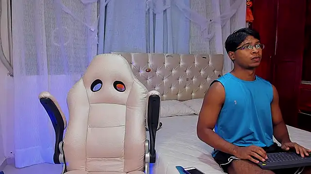 john mystic online show from 10/17/25, 03:10