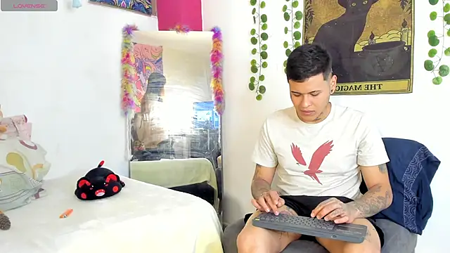 rosse dredd online show from 10/05/25, 10:07