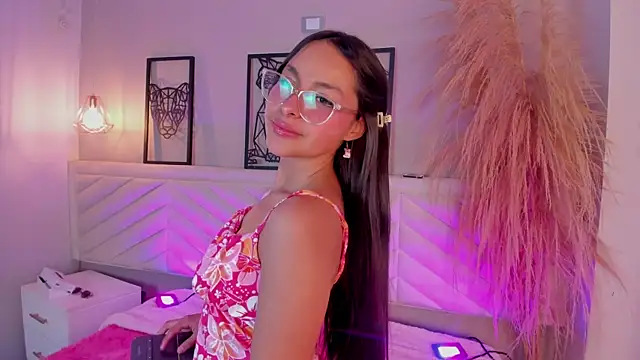 Annie  2 online show from 11/08/25, 07:12