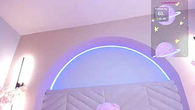 Annie  2 online show from 02/12/26, 03:34