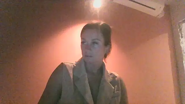 Snapshot of Justnani001 chatting on 09/09/25, 07:35 Justnani001 online show from 09/09/25, 07:35