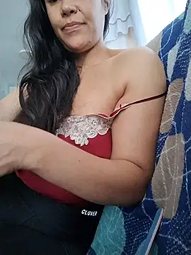 KittyHoleshot87 online show from 04/10/26, 03:06