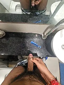 Snapshot of Gamecoc chatting on 09/19/25, 07:32 Gamecoc online show from 09/19/25, 07:32