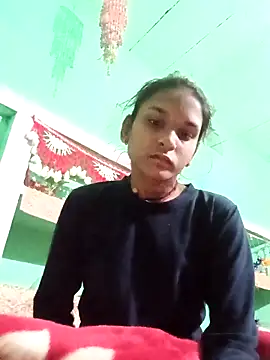 Snapshot of Idhika_Jha chatting on 11/20/25, 11:15 Idhika Jha online show from 11/20/25, 11:15