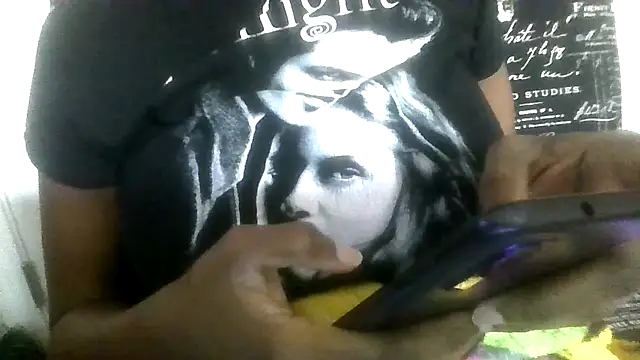 prettymaa online show from 09/18/25, 07:05