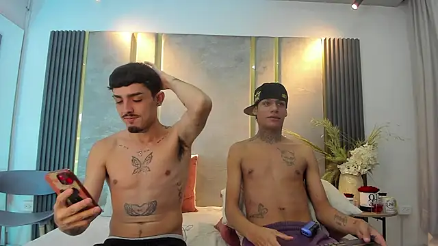 NikoStone  online show from 11/19/25, 05:07