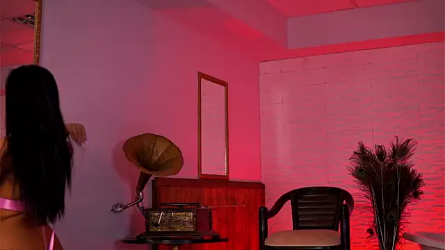 AishaaDevoe online show from 12/02/25, 08:04