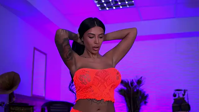 AishaaDevoe online show from 01/08/26, 08:11