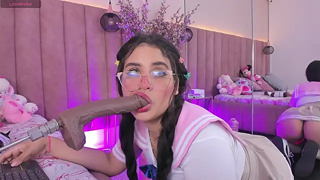 LizzyOlsen online show from 10/05/25, 07:34