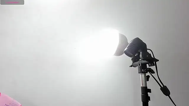 michelle perla online show from 12/03/25, 01:20