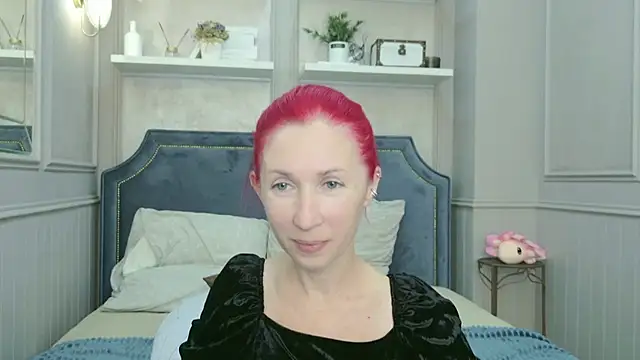 Sofia Lix online show from 09/11/25, 05:02