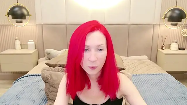 Sofia Lix online show from 10/12/25, 03:44