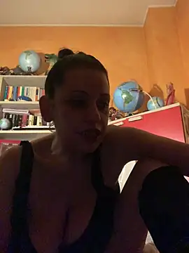 Snapshot of maripocita79 chatting on 05/19/26, 12:49 maripocita79 online show from 05/19/26, 12:49