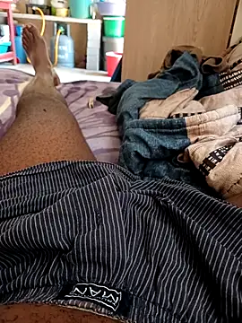 Snapshot of MPHOZA444 chatting on 11/13/25, 07:18 MPHOZA444 online show from 11/13/25, 07:18