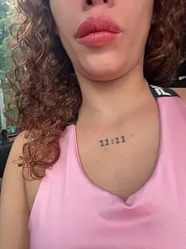 roxyrougee online show from 02/04/26, 11:49