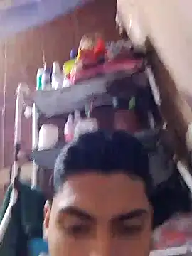 aispuro8505 online show from 10/11/25, 06:45