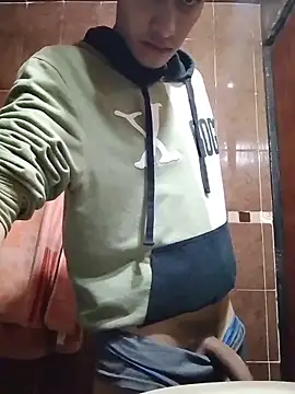 aispuro8505 online show from 02/01/26, 06:45