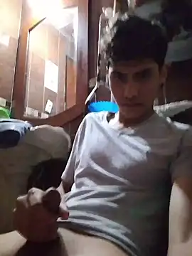 aispuro8505 online show from 04/08/26, 05:35