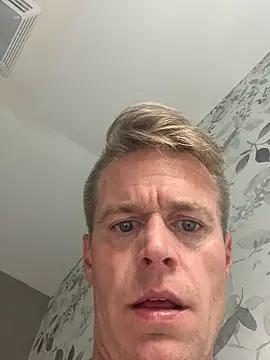 DILFiGuess11 online show from 09/25/25, 05:00