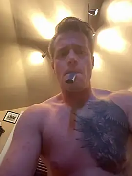 Snapshot of DILFiGuess11 chatting on 01/15/26, 02:32 DILFiGuess11 online show from 01/15/26, 02:32