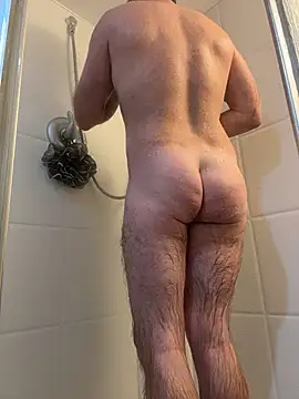 Snapshot of DILFiGuess11 chatting on 02/08/26, 05:11 DILFiGuess11 online show from 02/08/26, 05:11