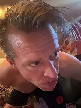 Snapshot of DILFiGuess11 chatting on 02/09/26, 01:48 DILFiGuess11 online show from 02/09/26, 01:48