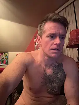 Snapshot of DILFiGuess11 chatting on 02/15/26, 07:51 DILFiGuess11 online show from 02/15/26, 07:51