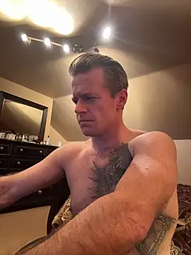 Snapshot of DILFiGuess11 chatting on 02/20/26, 05:04 DILFiGuess11 online show from 02/20/26, 05:04