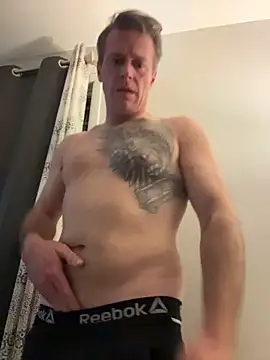 Snapshot of DILFiGuess11 chatting on 02/22/26, 05:40 DILFiGuess11 online show from 02/22/26, 05:40